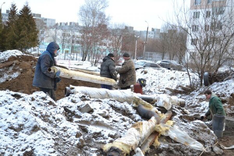 Ряд домов Твери остался без горячей воды и тепла из-за ремонта теплосети