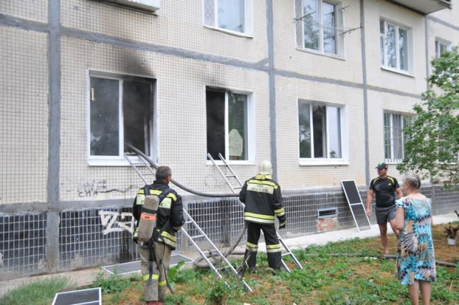 В Конакове из огня вытащили маленького ребенка