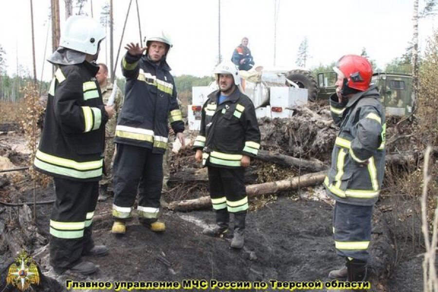 Ситуацию с пожарами в Тверской области оценил замминистра МЧС