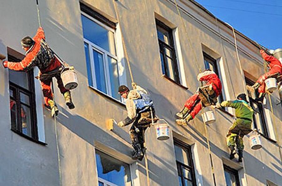 В Тверской области до конца года собираются отремонтировать 114 домов, еще 309 — расселить